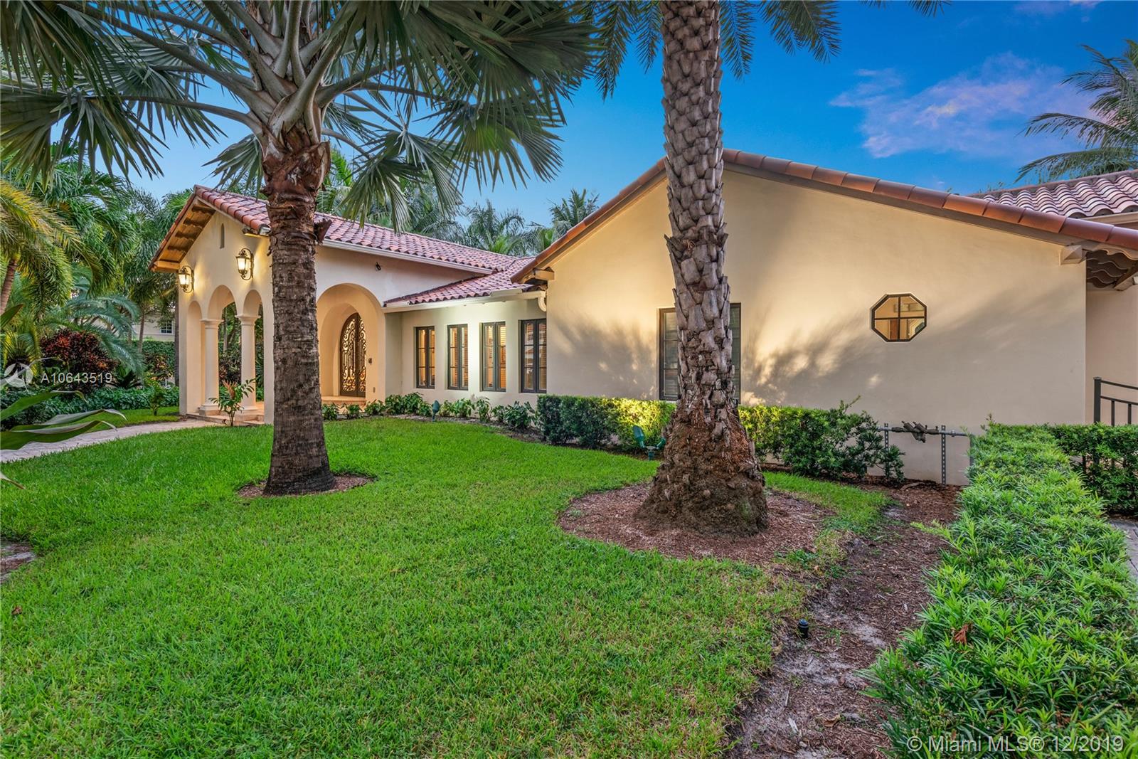 3400 Pine Tree Drive Miami Beach, FL 33140 - Photo 45 of 52