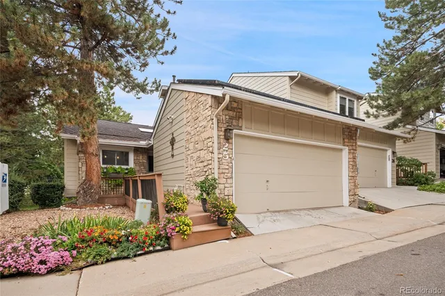 $574,900 | 4605 South Yosemite Street, Unit 25, Denver, CO 80237