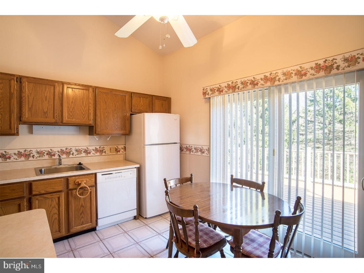 1036 Rill Road Reading, PA 19606 - Photo 10 of 21 Kitchen