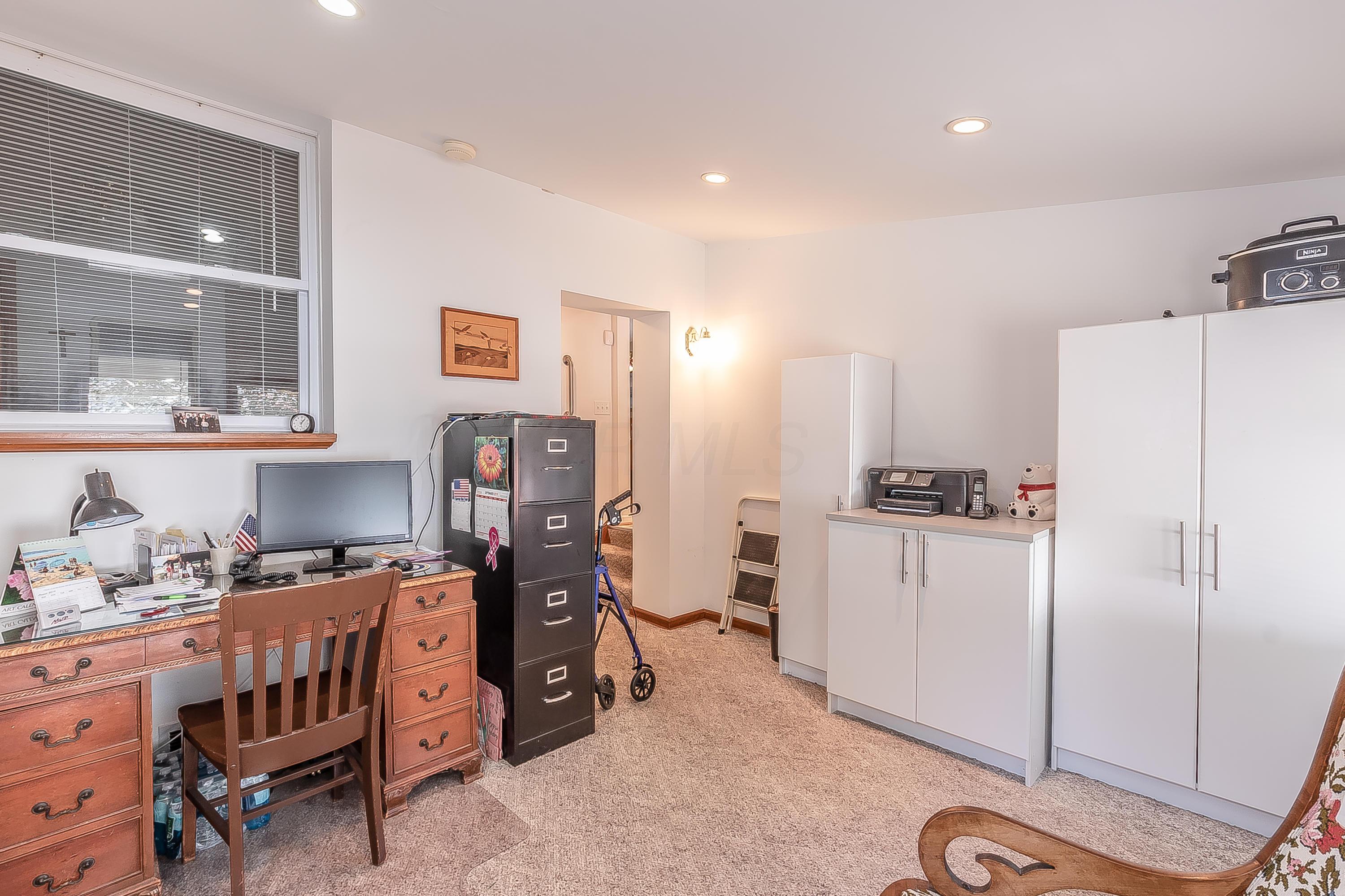232 East Dunedin Road Columbus, OH 43214 - Photo 20 of 35 Gallery Image 20