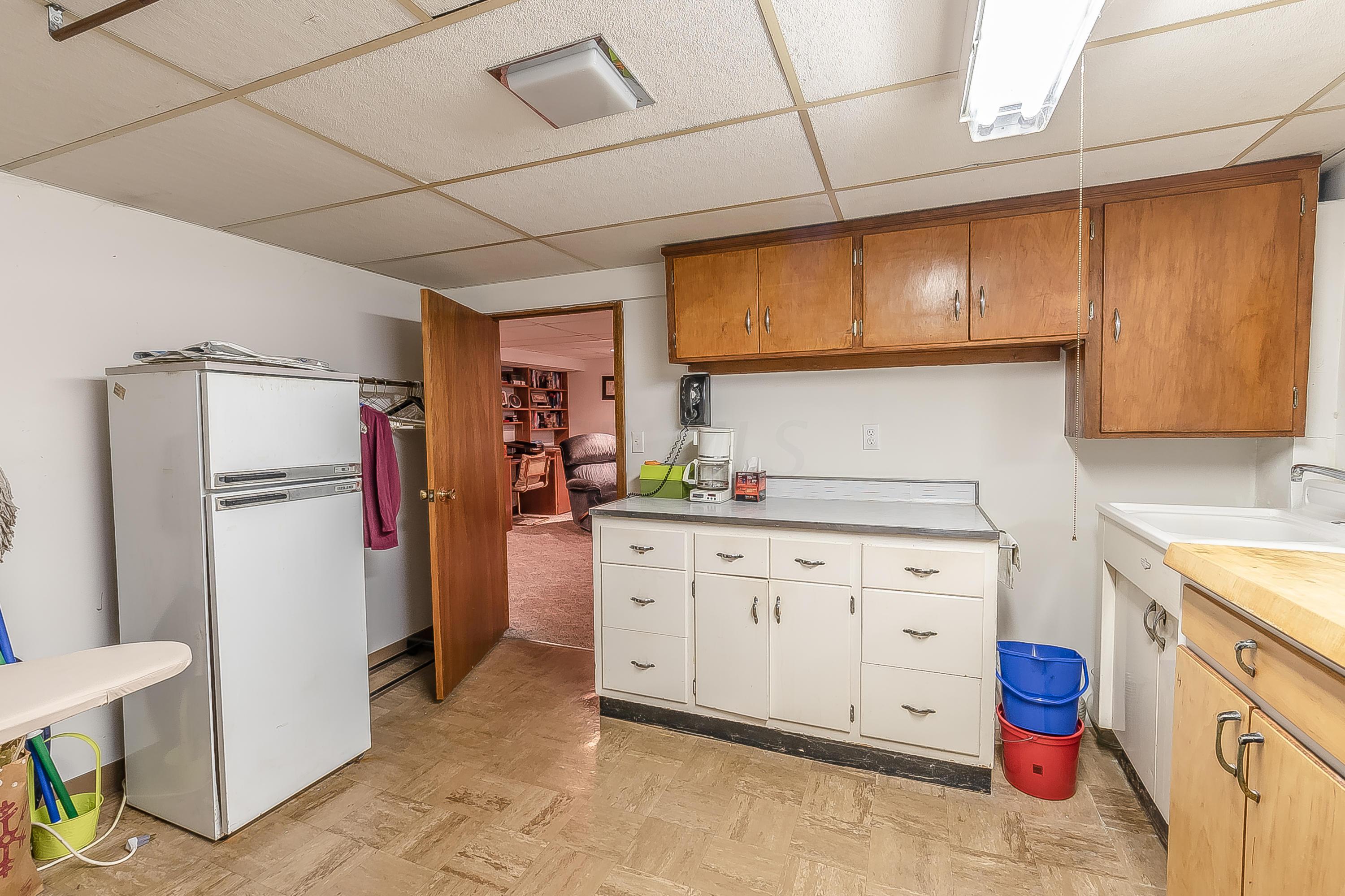 232 East Dunedin Road Columbus, OH 43214 - Photo 26 of 35 Gallery Image 26