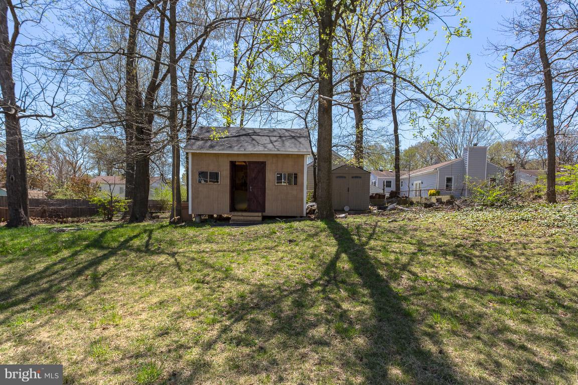 15114 Alaska Road Woodbridge, VA 22191 - Photo 26 of 28 Exterior (Rear)
