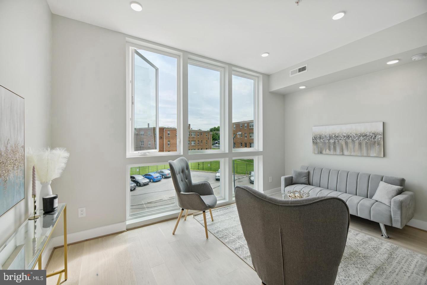 2213 M Street Northeast, Unit 7 Washington, DC 20002 - Photo 5 of 14