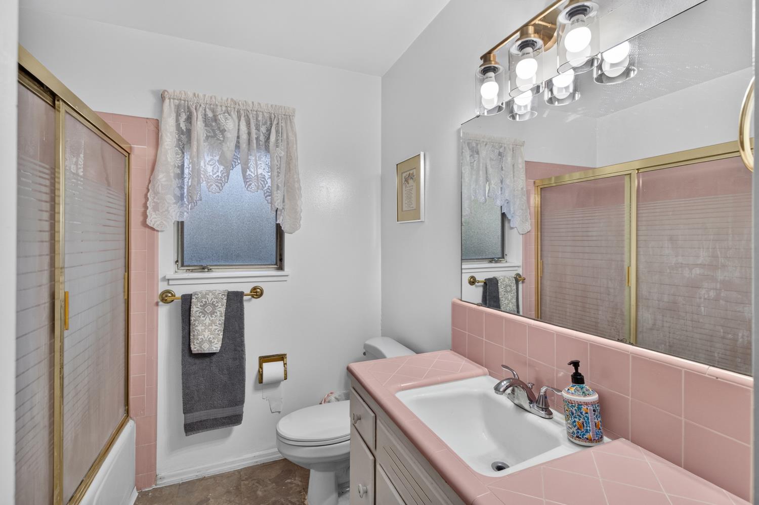 5000 Patric Way Carmichael, CA 95608 - Photo 30 of 51 Gallery Image 30