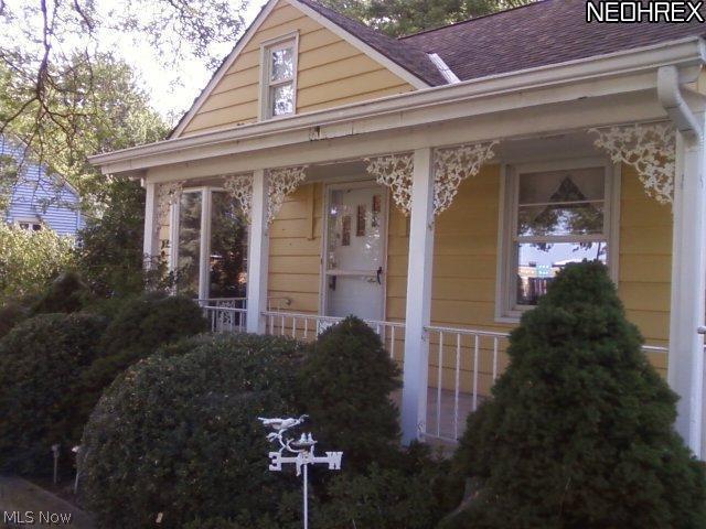 6204 Engle Road Brook Park, OH 44142 - Photo 1 of 20 Gallery Image 1