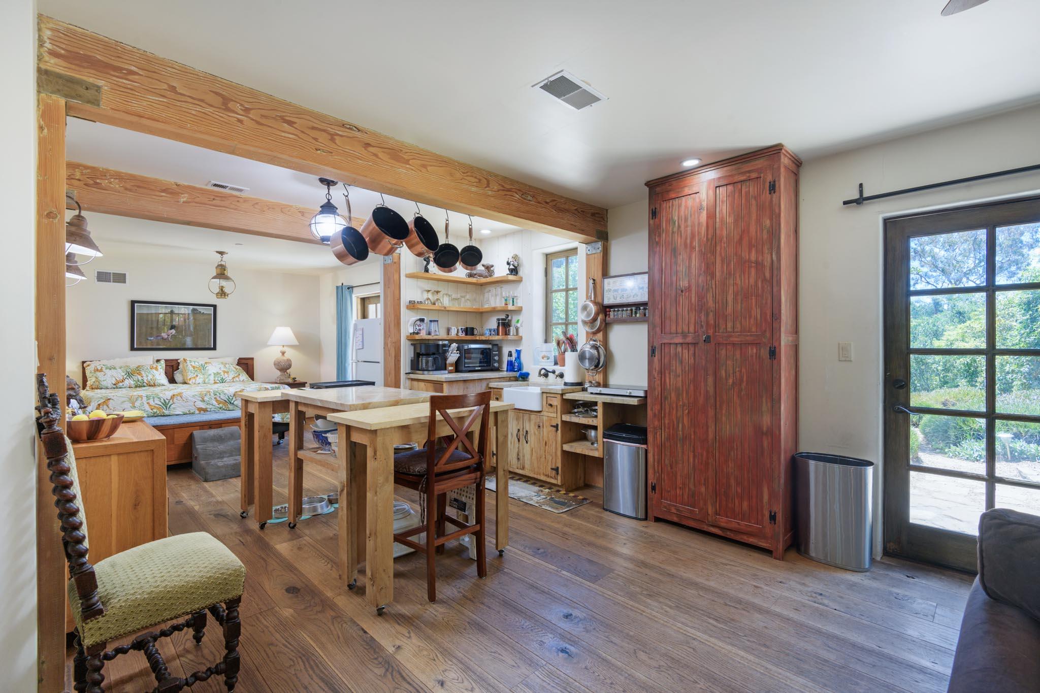 2899 Hidden Valley Lane Montecito, CA 93108 - Photo 23 of 33 Lower Level Apartment