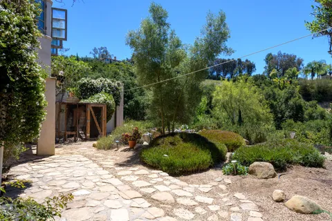 $3,995,000 | 2899 Hidden Valley Lane, Montecito, CA 93108