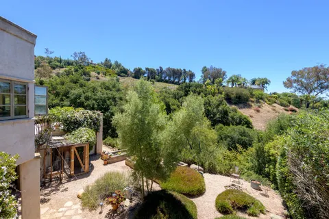 $3,995,000 | 2899 Hidden Valley Lane, Montecito, CA 93108