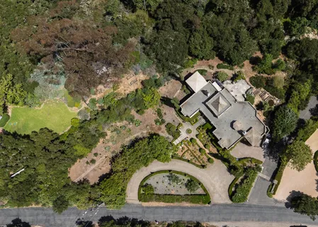 $3,995,000 | 2899 Hidden Valley Lane, Montecito, CA 93108