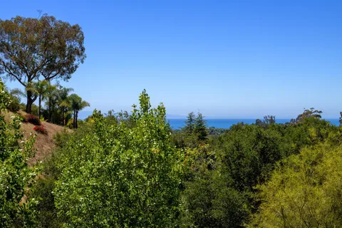 $3,995,000 | 2899 Hidden Valley Lane, Montecito, CA 93108