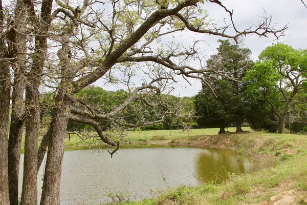 $1,700,000 | 0 Edmonson, McDade, TX 78650