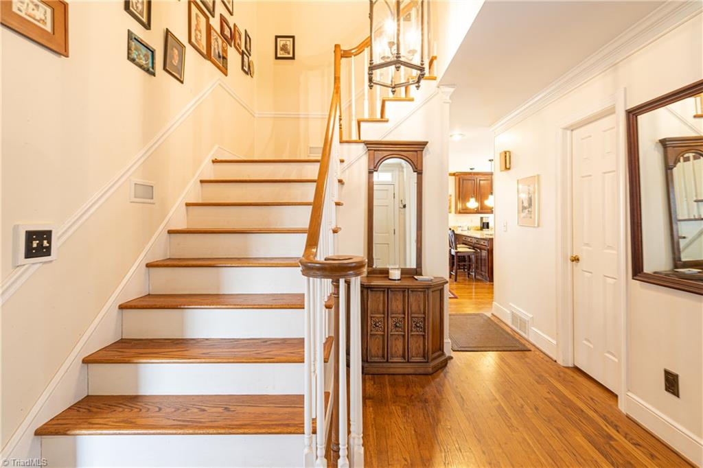 2460 Beroth Road Pfafftown, NC 27040 - Photo 4 of 30 Gallery Image 4