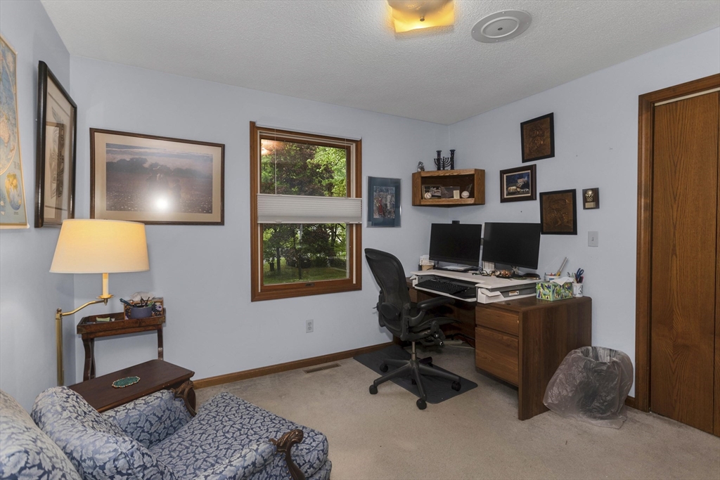 44 Westhampton Road Northampton, MA 01062 - Photo 26 of 42