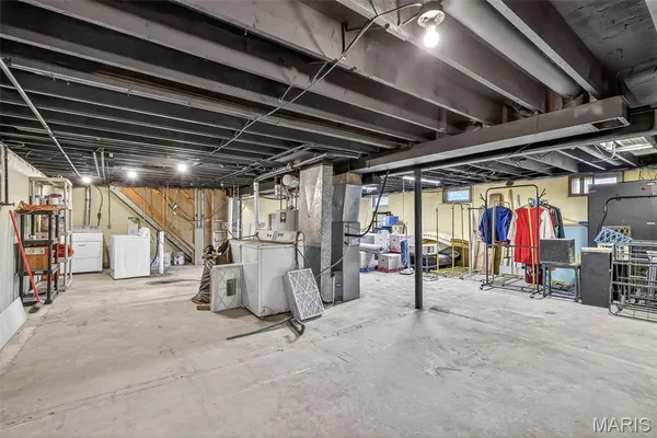 $240,000 | 24 Belmont Drive, St. Peters, MO 63376