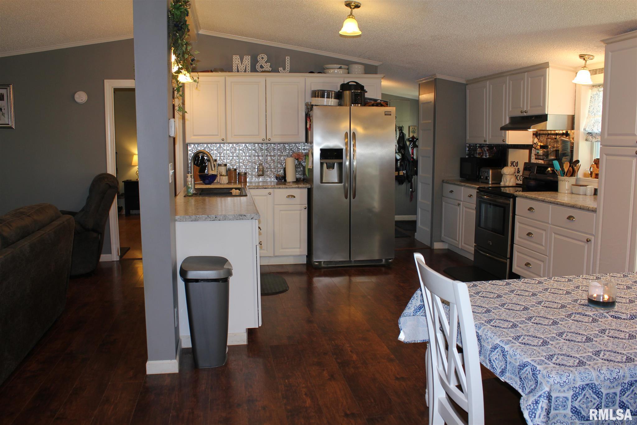 411 South Ripley Street Mount Sterling, IL 62353 - Photo 11 of 30 Gallery Image 11