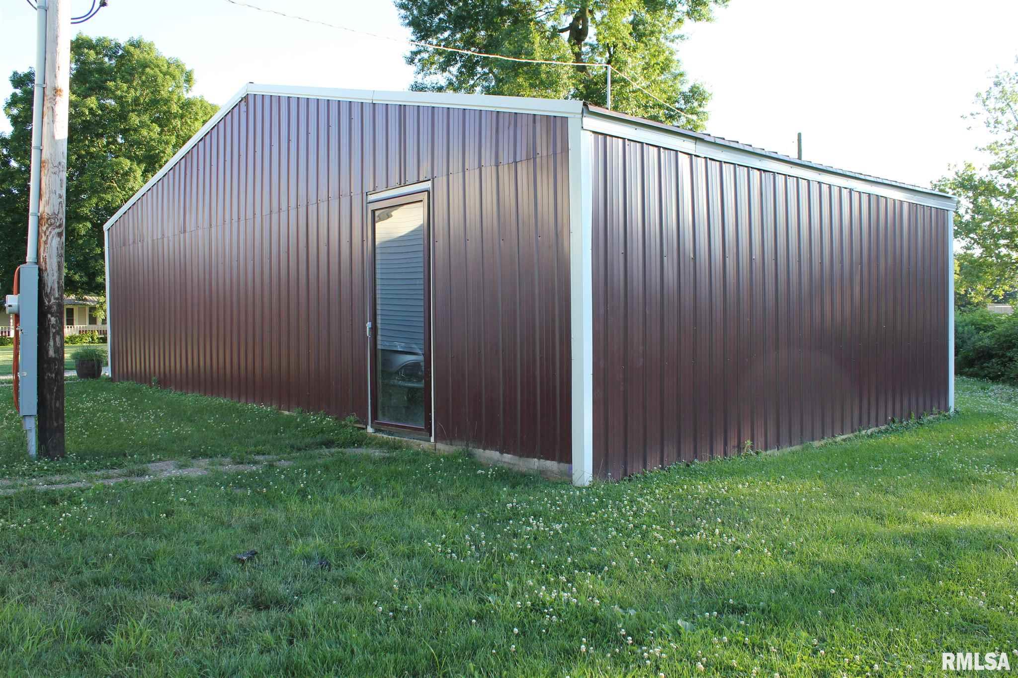 411 South Ripley Street Mount Sterling, IL 62353 - Photo 7 of 30 Gallery Image 7