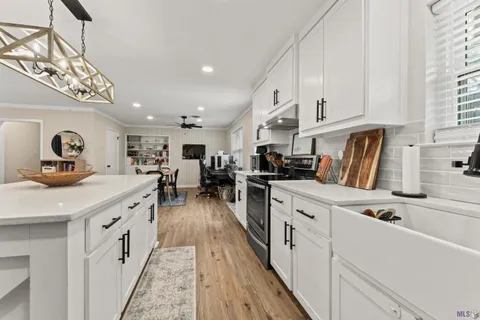 $255,000 | 375 Sherwood Forest Boulevard, Baton Rouge, LA 70815