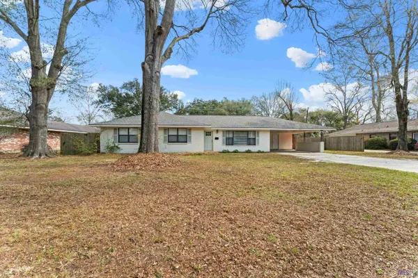 $260,000 | 375 Sherwood Forest Boulevard, Baton Rouge, LA 70815