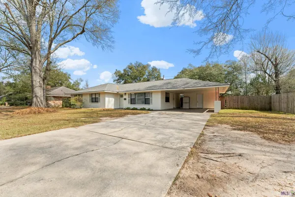 $260,000 | 375 Sherwood Forest Boulevard, Baton Rouge, LA 70815