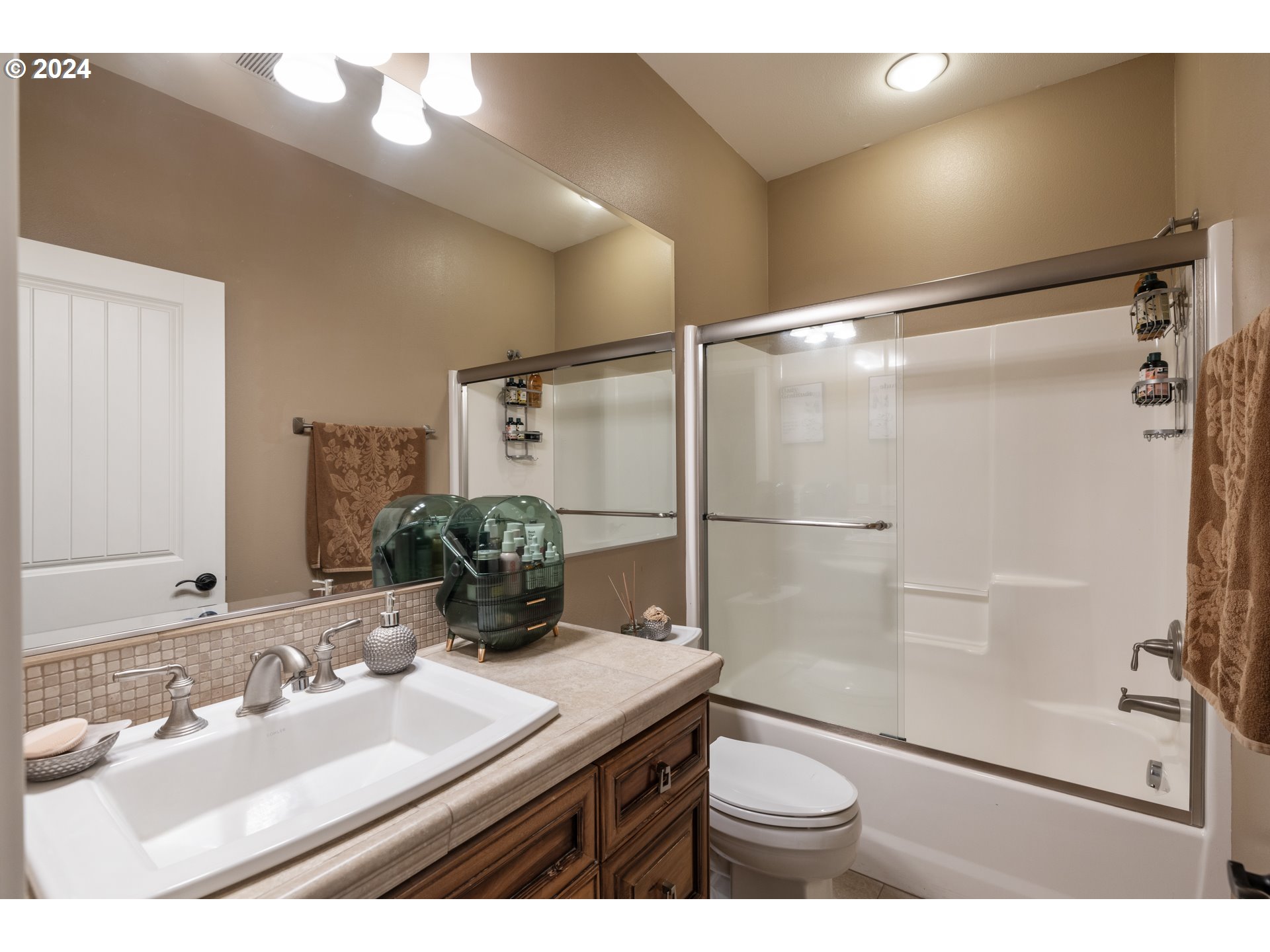 31155 Southwest Laurelview Road Hillsboro, OR 97123 - Photo 37 of 48