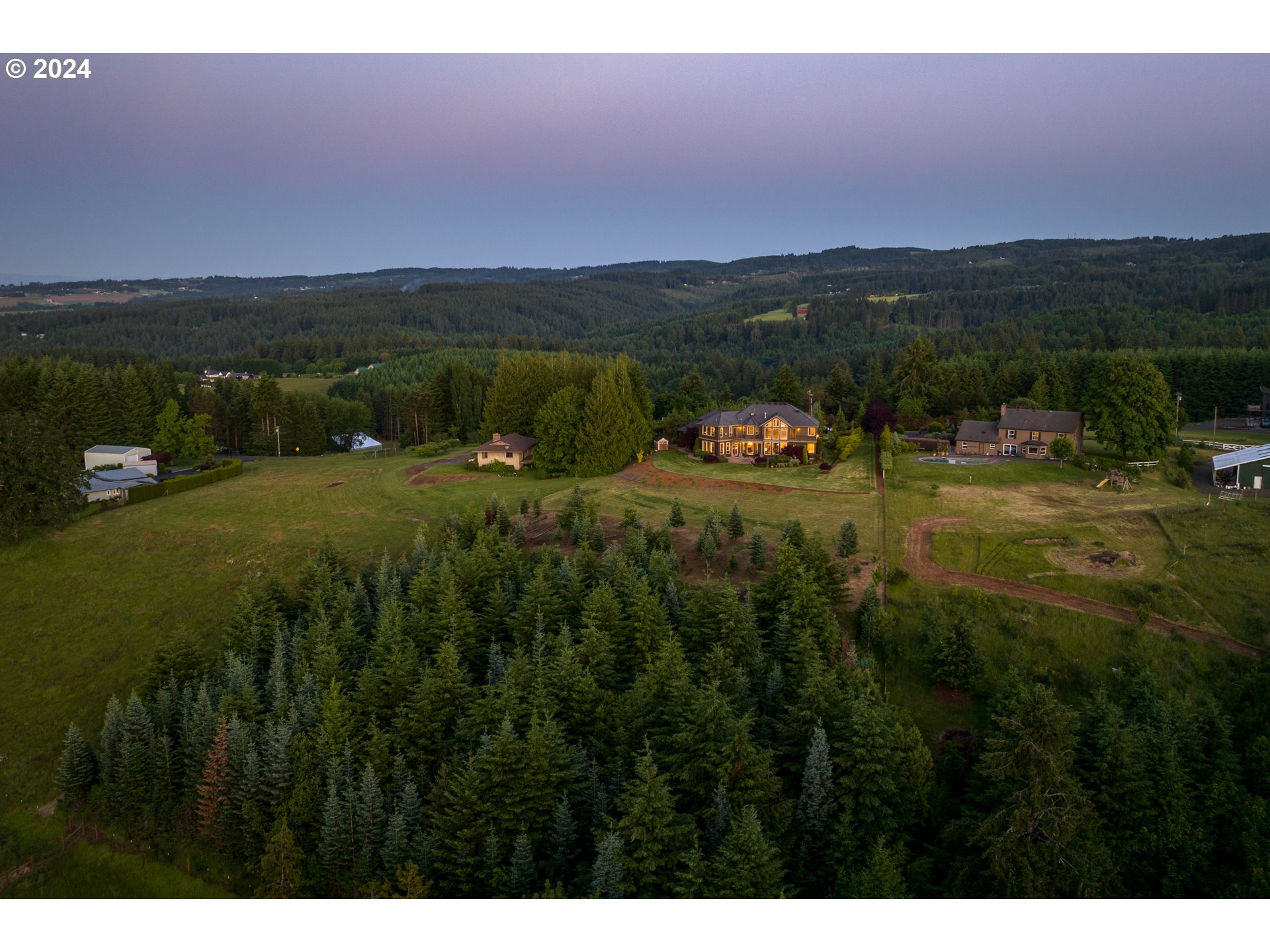 31155 Southwest Laurelview Road Hillsboro, OR 97123 - Photo 48 of 48