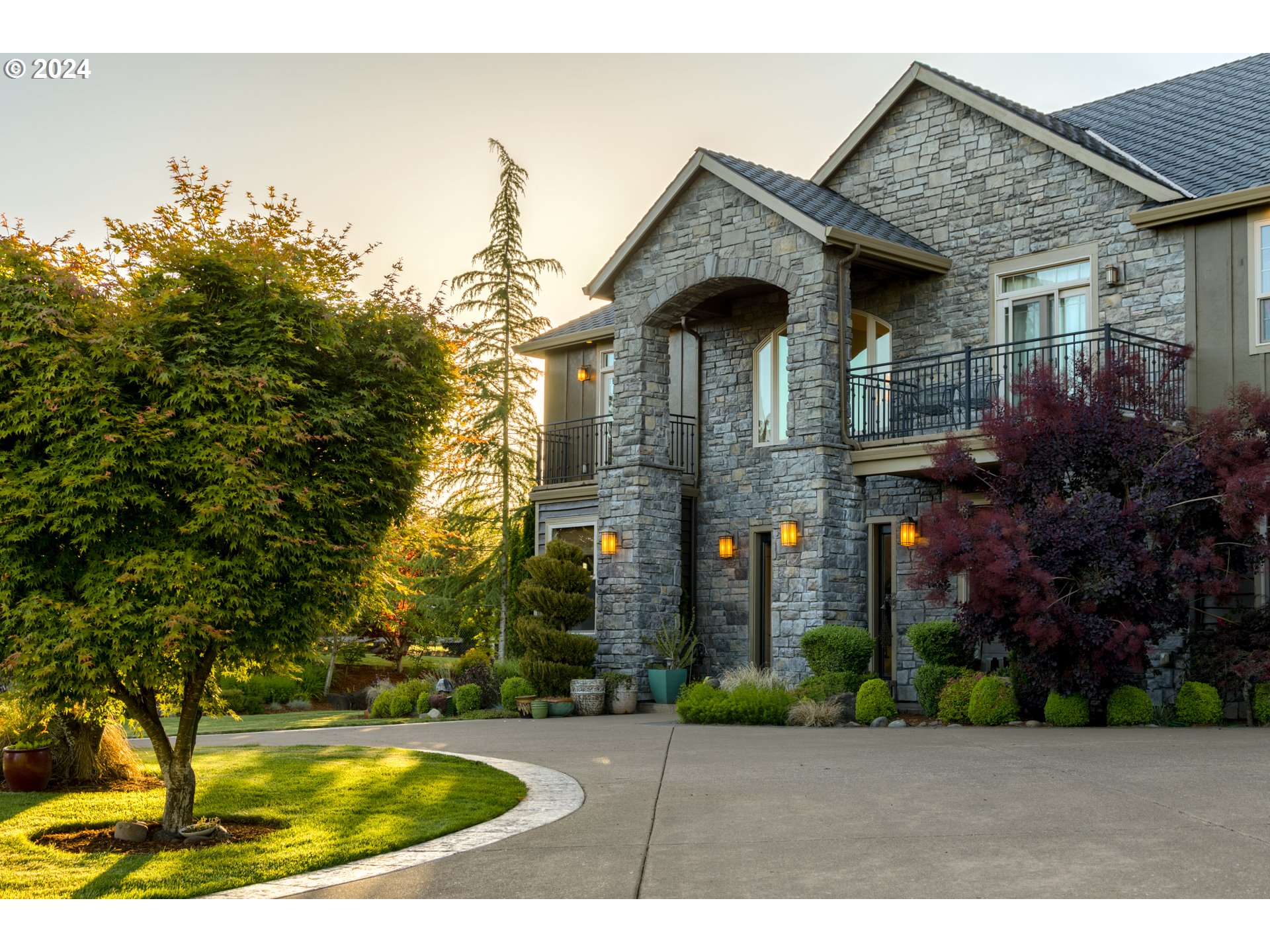 31155 Southwest Laurelview Road Hillsboro, OR 97123 - Photo 9 of 48