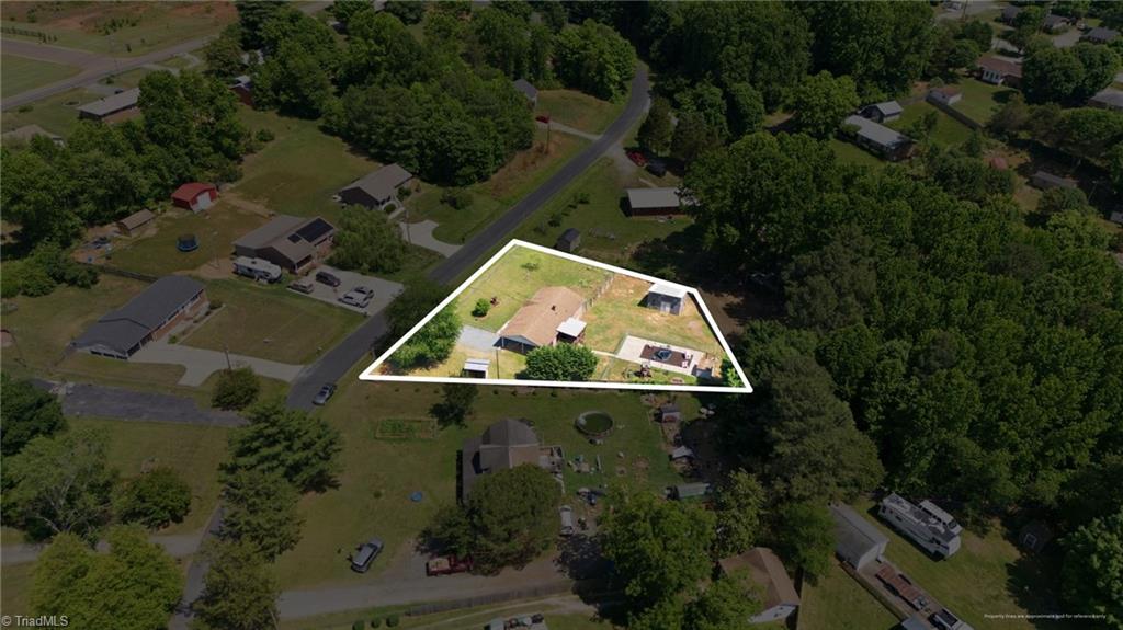 6997 Arden Road Thomasville, NC 27360 - Photo 38 of 42