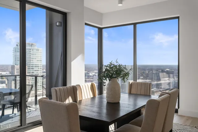 a view of walk in closet