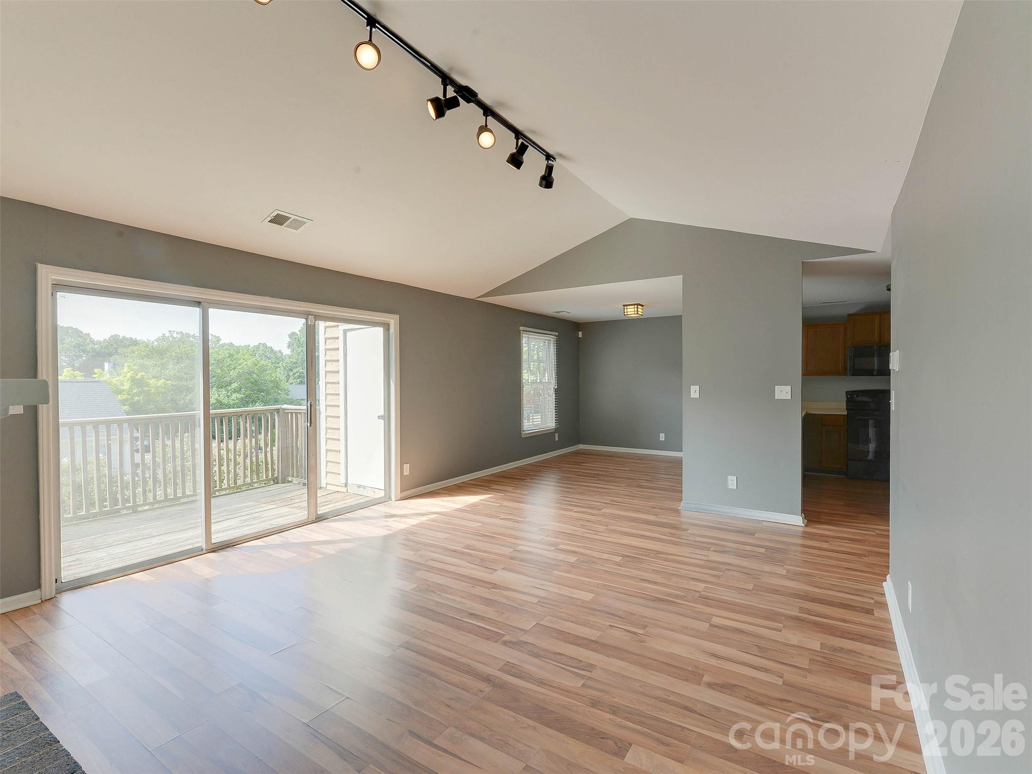766 Marsh Road, Unit 7 Charlotte, NC 28209 - Photo 7 of 34 Gallery Image 7