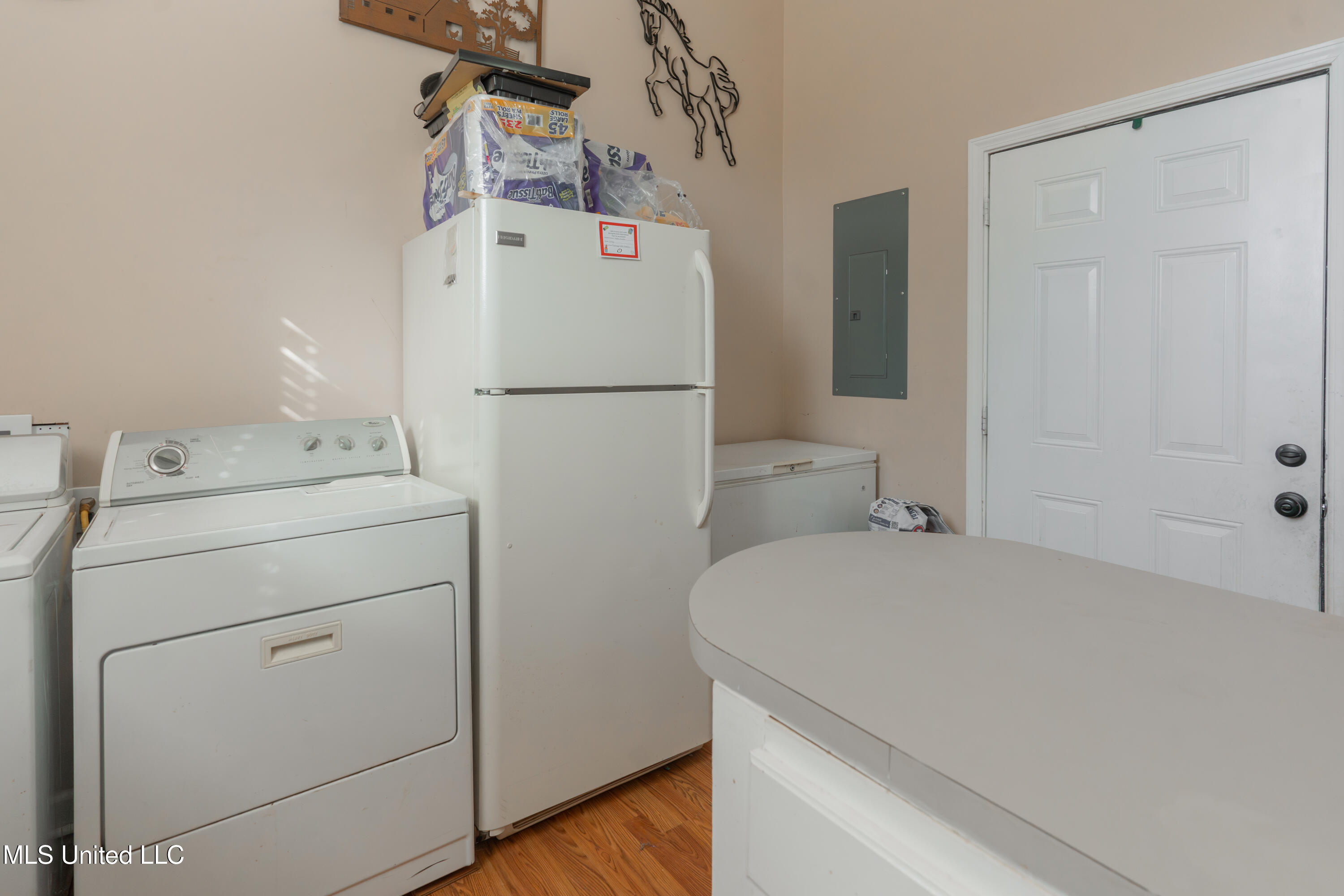 14852 Dry Grove Road Raymond, MS 39154 - Photo 28 of 62 28-LaundryRoom