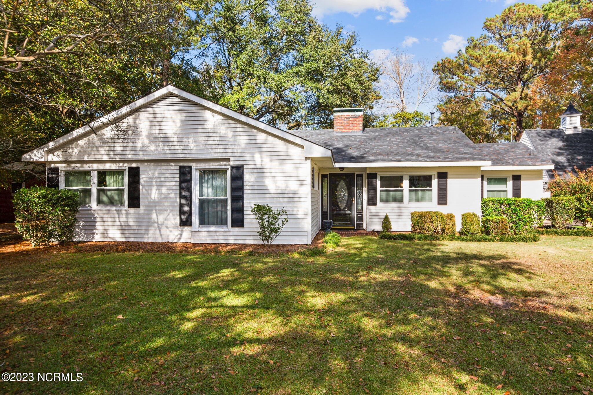1219 Stockton Road Kinston, NC 28504 - Photo 1 of 44 1-web-or-mls-_S0A6150