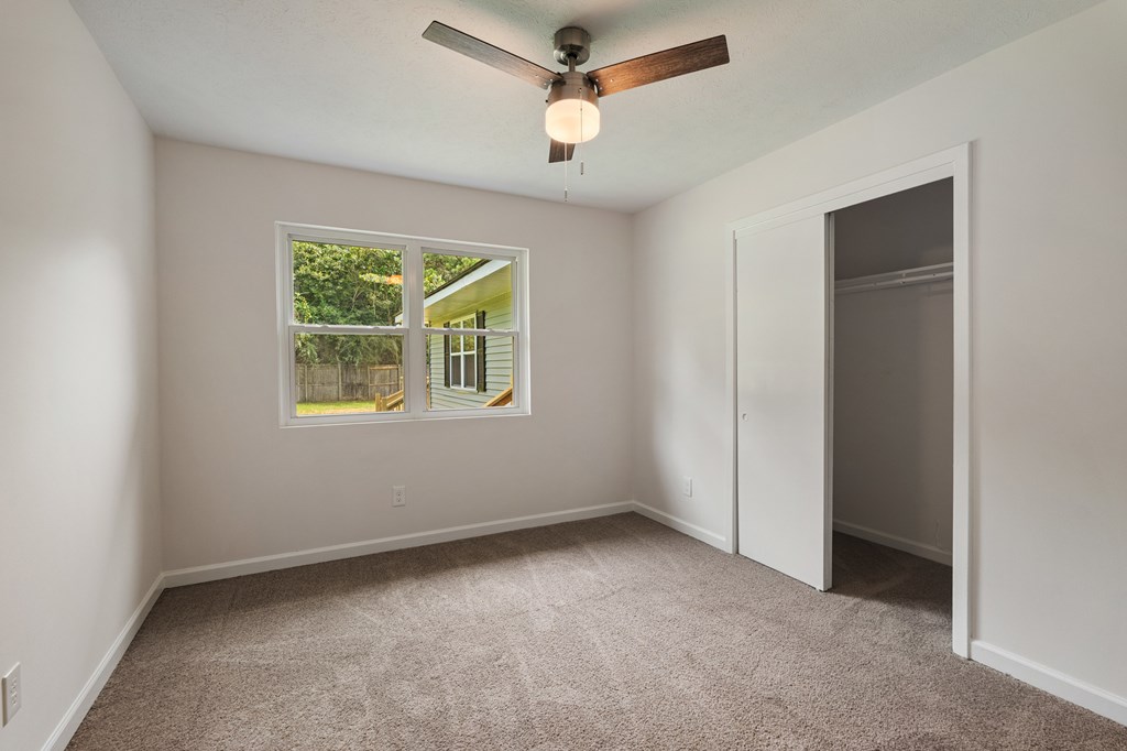 19 McCoy Road Seale, AL 36875 - Photo 16 of 31