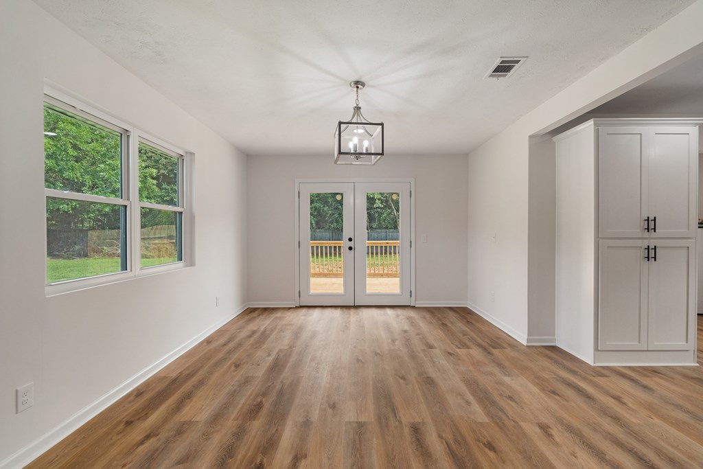 19 McCoy Road Seale, AL 36875 - Photo 5 of 31