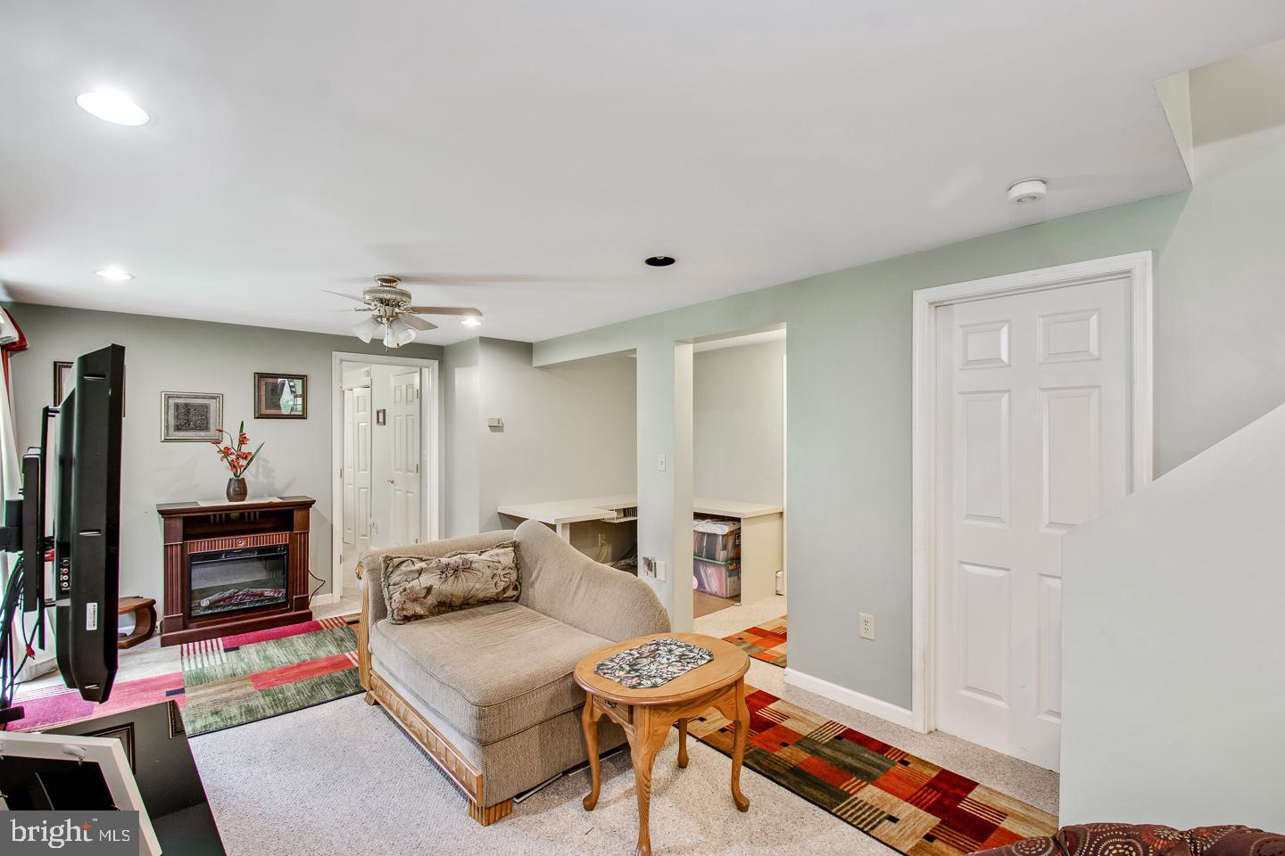 11 Aqueduct Road Newtown, PA 18940 - Photo 23 of 34 Gallery Image 23