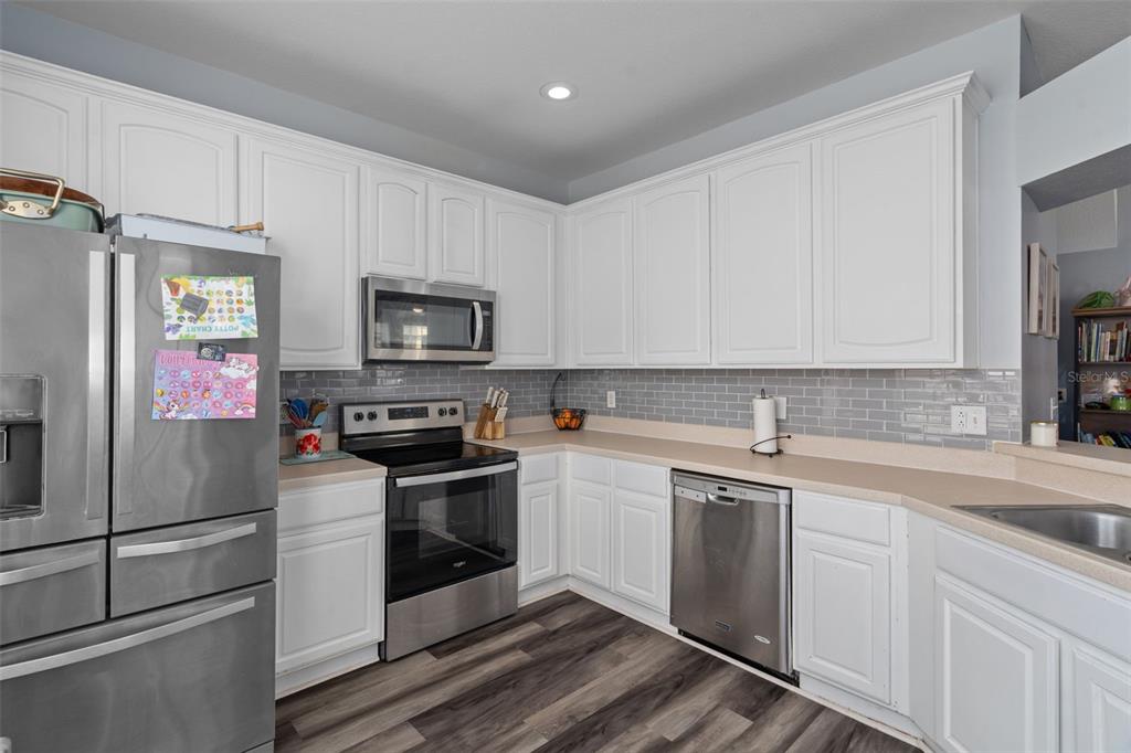 27642 Pleasure Ride Loop Wesley Chapel, FL 33544 - Photo 15 of 33