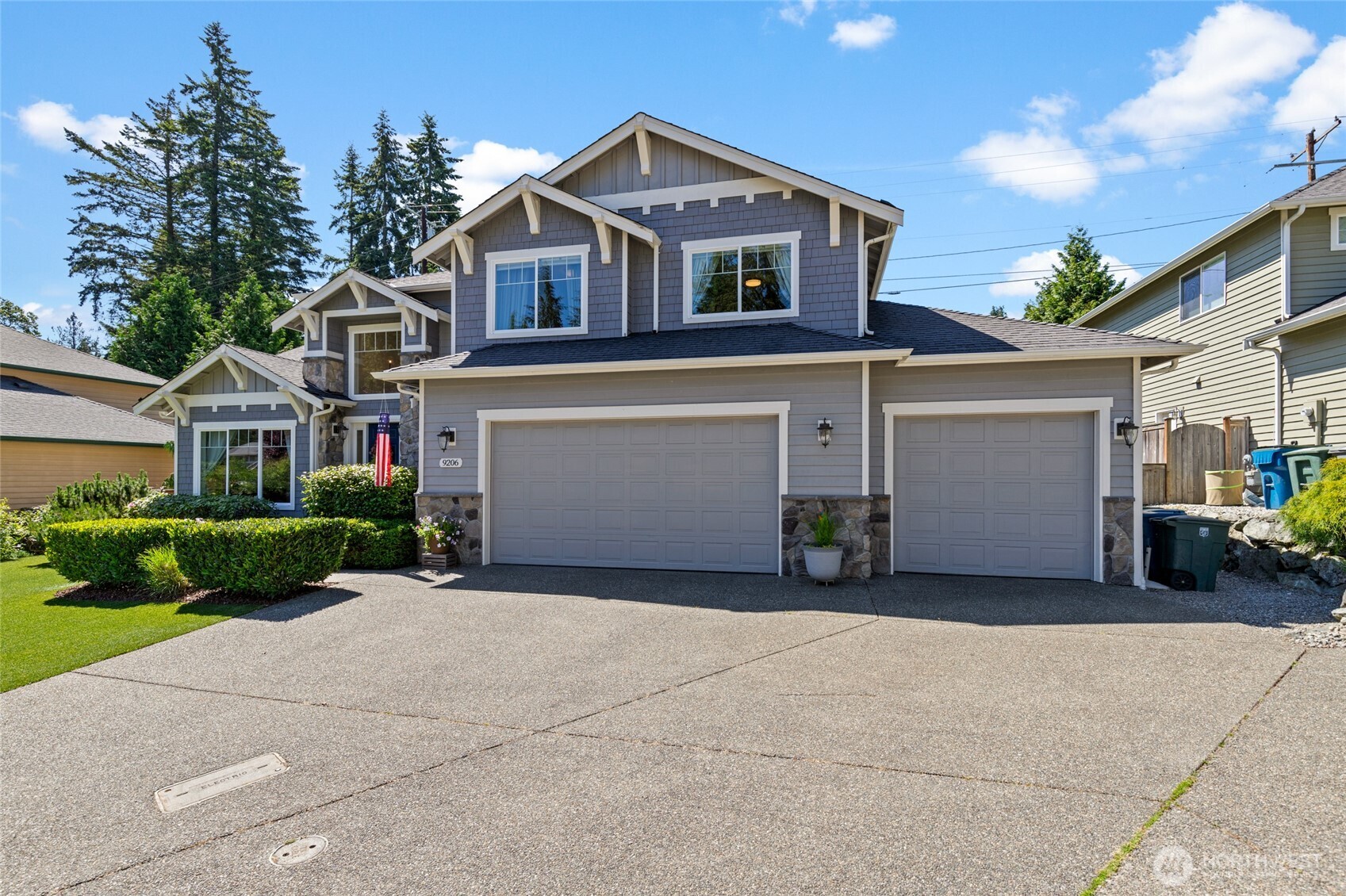 9206 234th Place Southwest Edmonds, WA 98020 - Photo 2 of 40