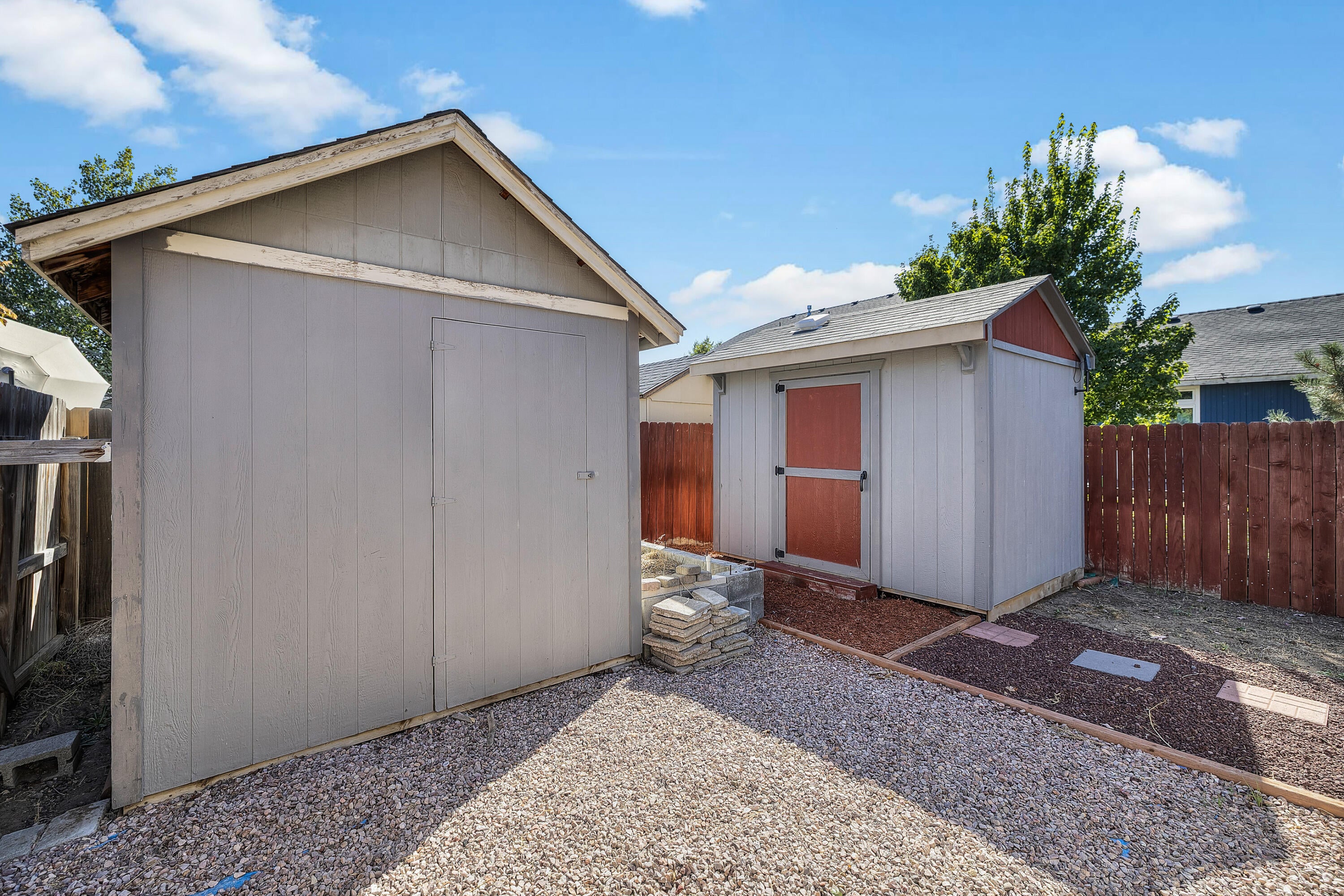 1352 Southwest 35th Street Redmond, OR 97756 - Photo 19 of 44 2025_09_25_1325_sw_35th_st_rdm-29