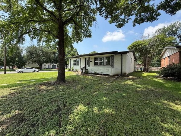 $2,150 | 10403 Sandra Lynn Drive, Dallas, TX 75228