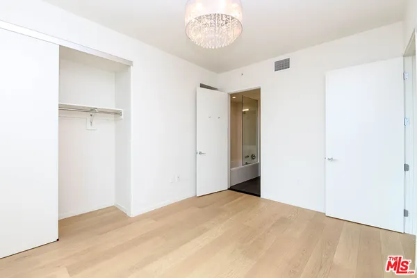 $3,150 | 889 Francisco Street, Unit 3201, Los Angeles, CA 90017