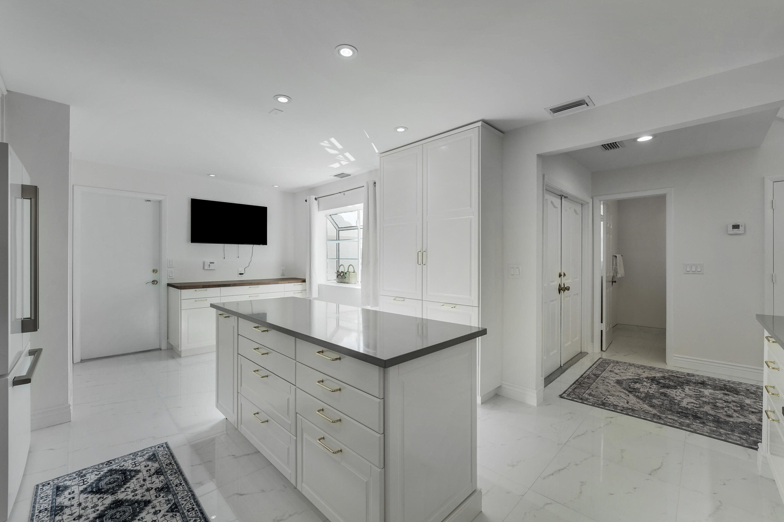 22508 Caravelle Circle, Unit 22508 Boca Raton, FL 33433 - Photo 15 of 46 Kitchen-6