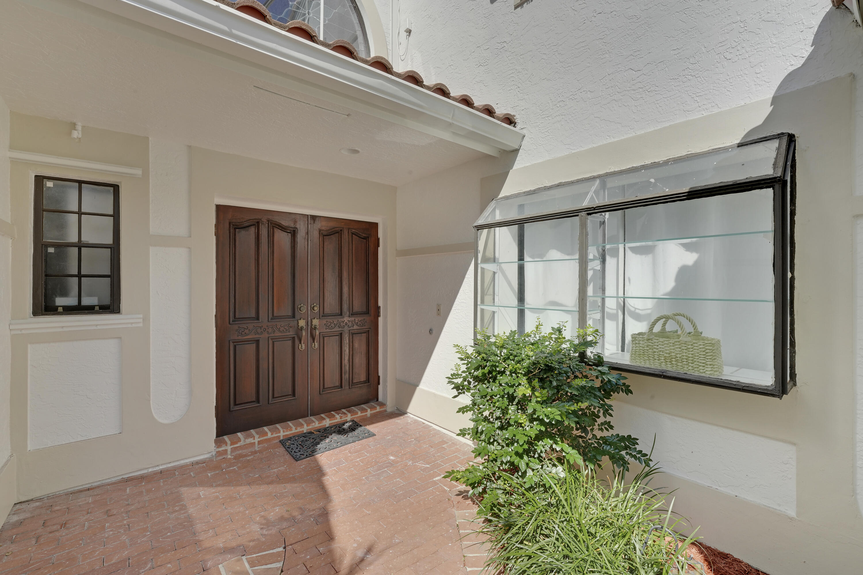 22508 Caravelle Circle, Unit 22508 Boca Raton, FL 33433 - Photo 5 of 46 Entrance