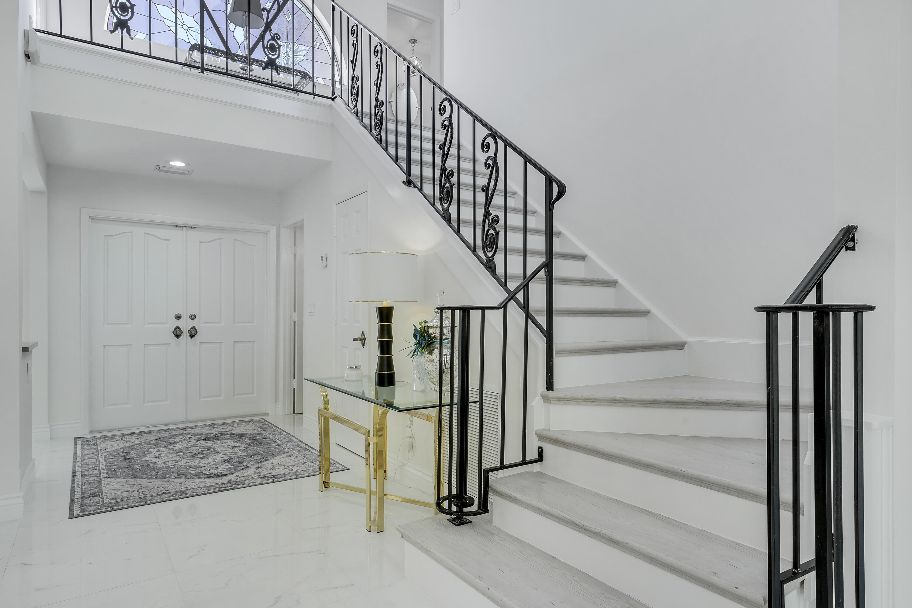 22508 Caravelle Circle, Unit 22508 Boca Raton, FL 33433 - Photo 9 of 46 Stairway
