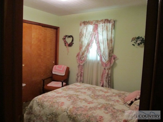 218 Roundabout Road Creston, NC 28615 - Photo 2 of 33 Gallery Image 2