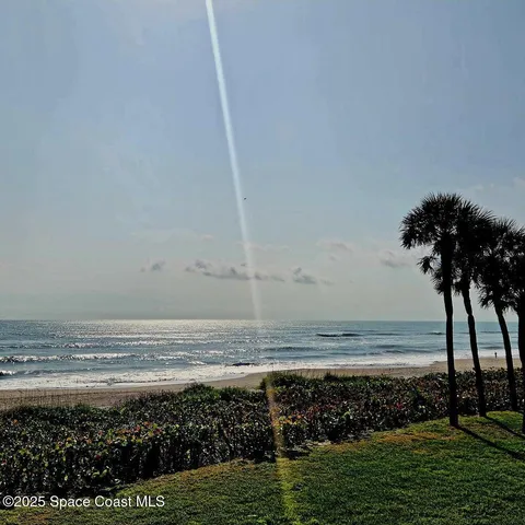 $529,000 | 995 N Highway, Unit 203, Indialantic, FL 32903