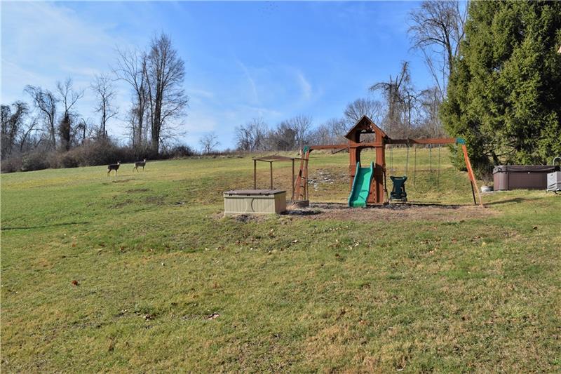 467 Quarry Road Washington, PA 15301 - Photo 3 of 25