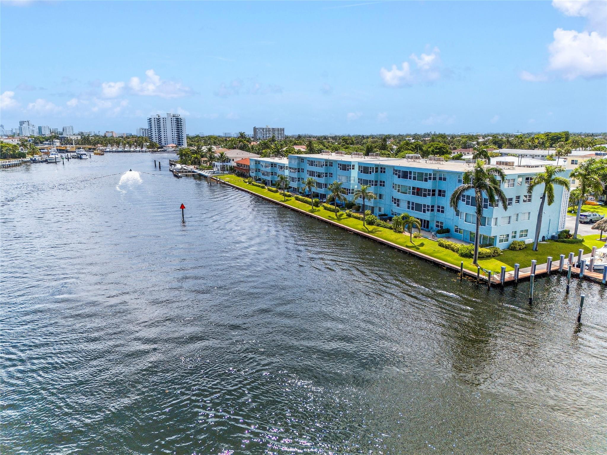 2772 Northeast 30th Avenue, Unit 8D Lighthouse Point, FL 33064 - Photo 17 of 80 Photo 17