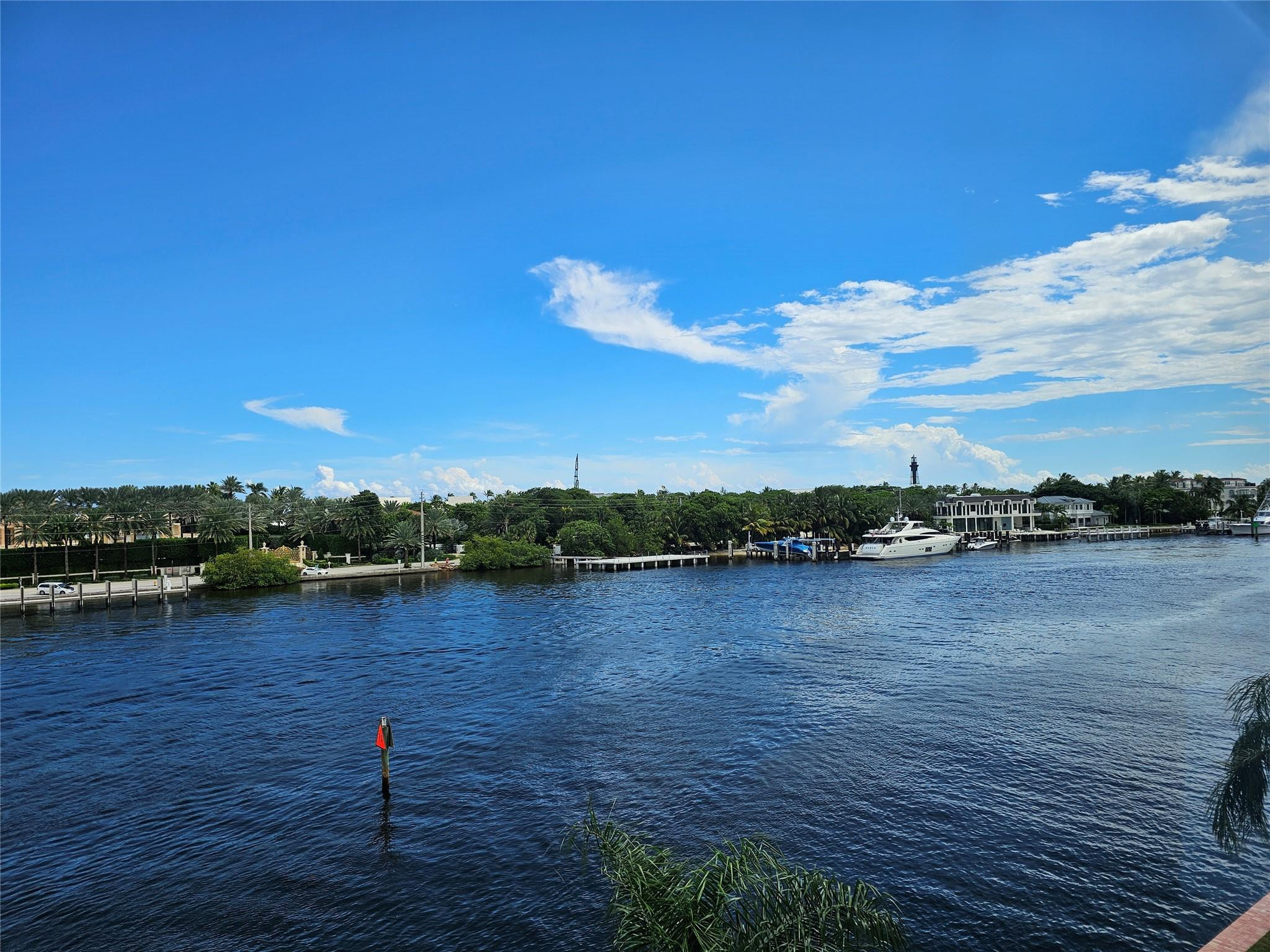 2772 Northeast 30th Avenue, Unit 8D Lighthouse Point, FL 33064 - Photo 20 of 80 Photo 20