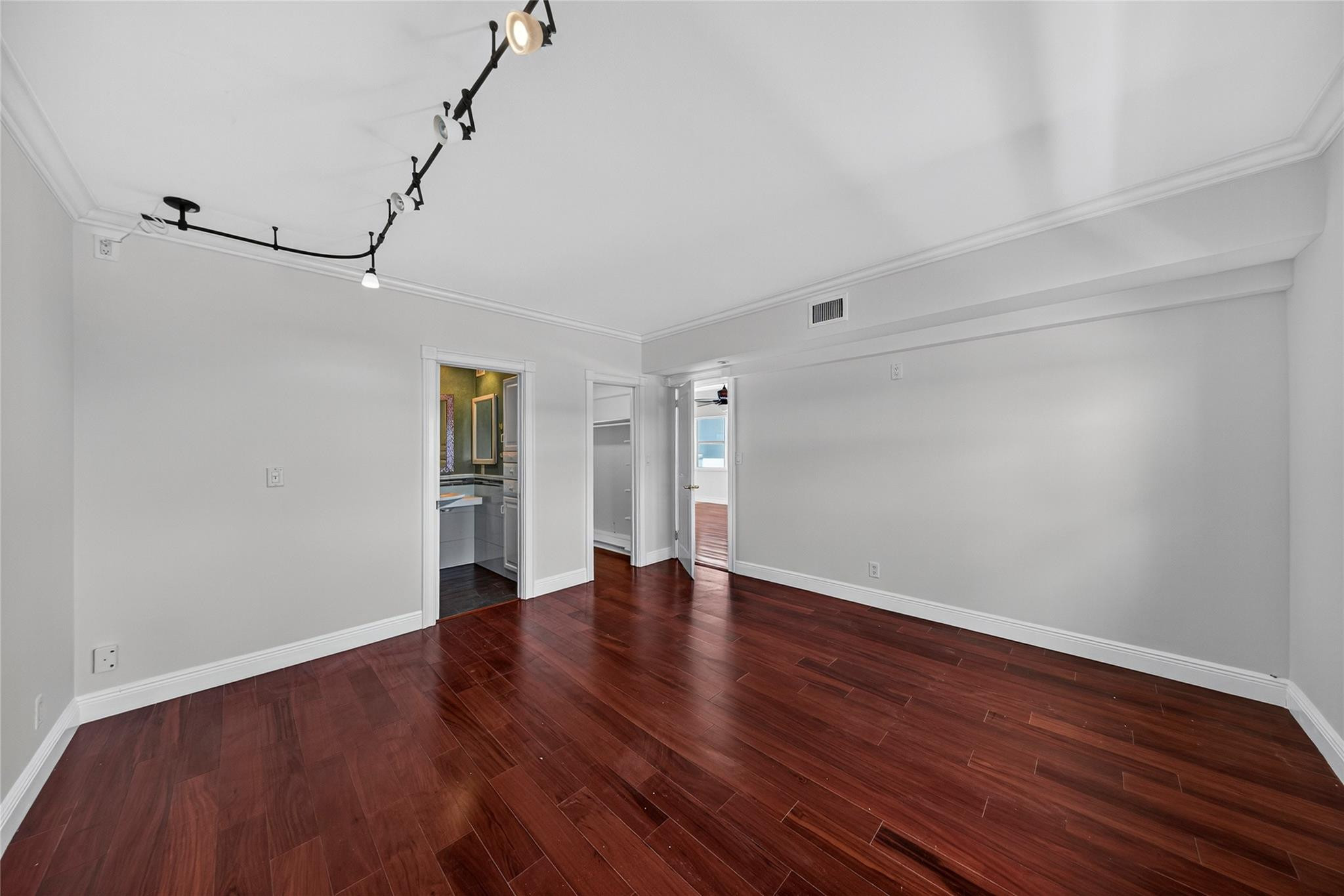 2772 Northeast 30th Avenue, Unit 8D Lighthouse Point, FL 33064 - Photo 51 of 80 Photo 51