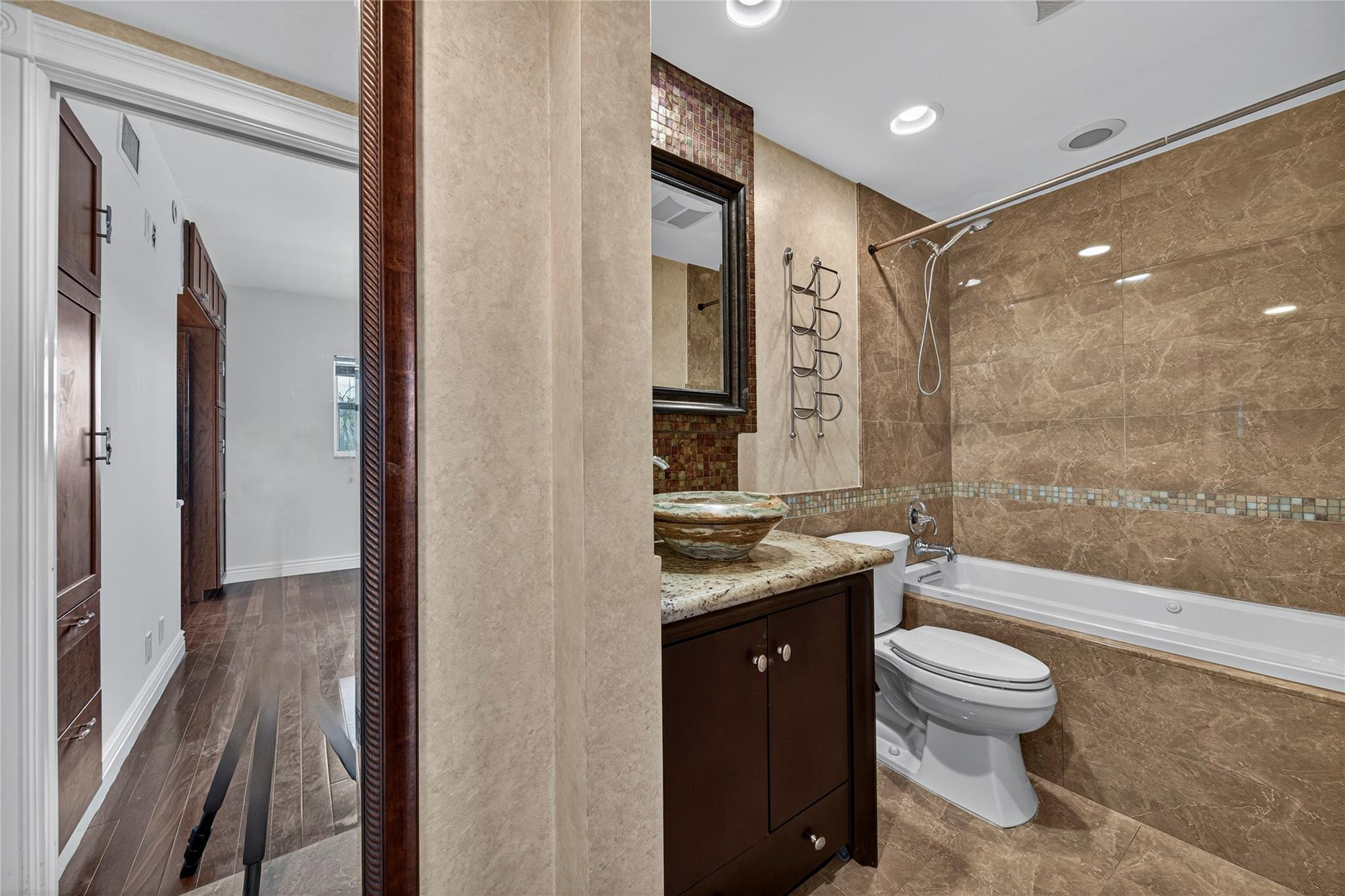 2772 Northeast 30th Avenue, Unit 8D Lighthouse Point, FL 33064 - Photo 62 of 80 Photo 62