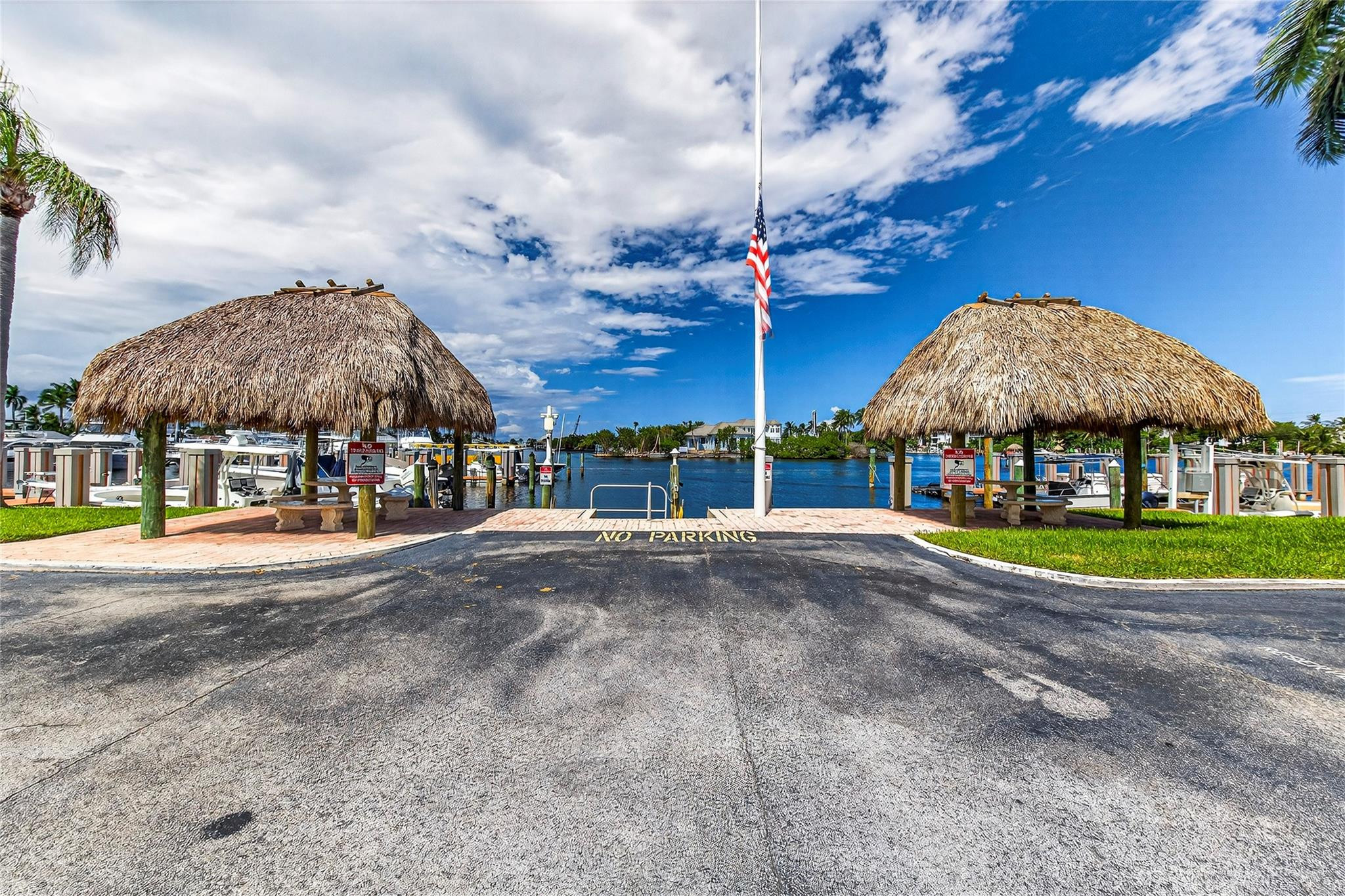 2772 Northeast 30th Avenue, Unit 8D Lighthouse Point, FL 33064 - Photo 73 of 80 Photo 73